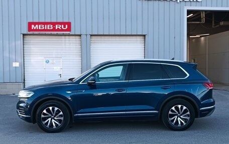 Volkswagen Touareg III, 2021 год, 5 950 000 рублей, 4 фотография