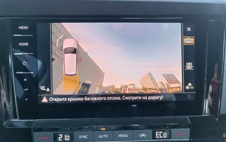 Volkswagen Touareg III, 2021 год, 5 950 000 рублей, 20 фотография