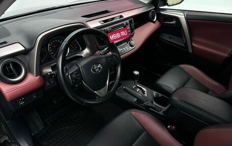 Toyota RAV4, 2015 год, 2 270 000 рублей, 7 фотография