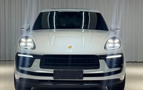 Porsche Macan I рестайлинг, 2024 год, 6 488 000 рублей, 2 фотография