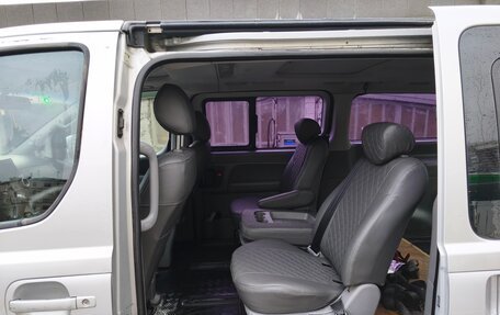 Hyundai Grand Starex Grand Starex I рестайлинг 2, 2009 год, 1 100 000 рублей, 11 фотография