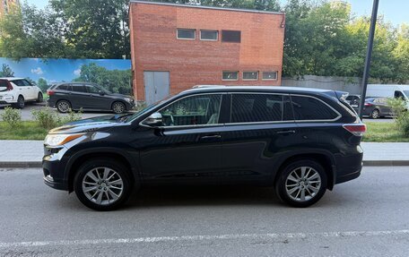 Toyota Highlander III, 2014 год, 2 470 000 рублей, 3 фотография