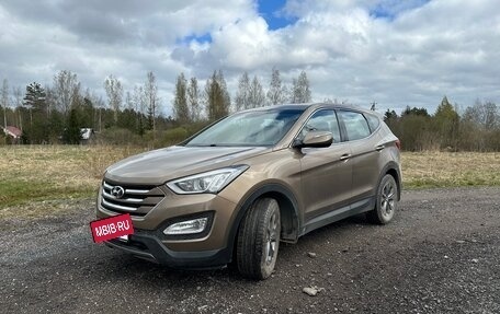 Hyundai Santa Fe III рестайлинг, 2013 год, 1 700 000 рублей, 2 фотография