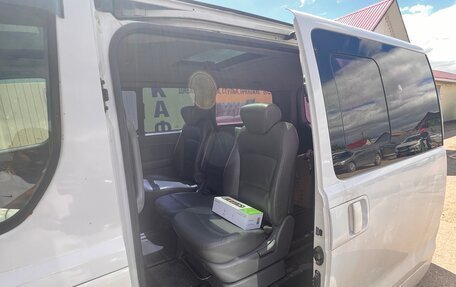 Hyundai Grand Starex Grand Starex I рестайлинг 2, 2012 год, 2 550 000 рублей, 10 фотография