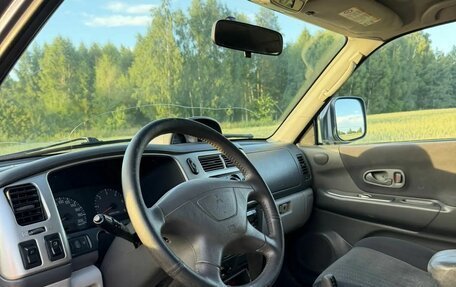 Mitsubishi Pajero Sport II рестайлинг, 2005 год, 700 000 рублей, 7 фотография