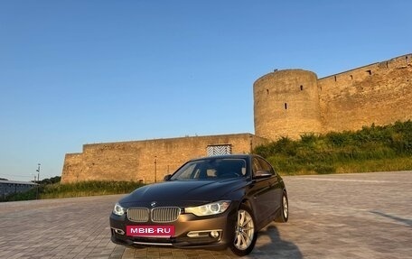 BMW 3 серия, 2013 год, 2 100 000 рублей, 10 фотография