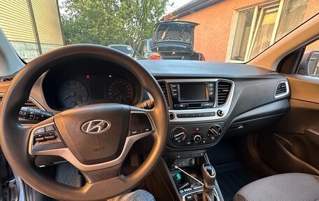 Hyundai Solaris II рестайлинг, 2017 год, 790 000 рублей, 9 фотография