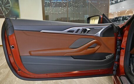 BMW 8 серия, 2019 год, 6 400 000 рублей, 18 фотография