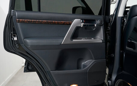 Toyota Land Cruiser 200, 2015 год, 4 900 000 рублей, 9 фотография