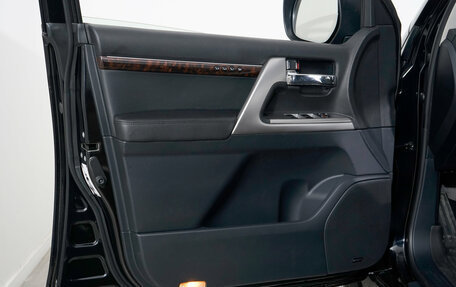 Toyota Land Cruiser 200, 2015 год, 4 900 000 рублей, 10 фотография