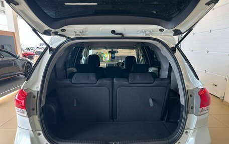 Toyota Wish II, 2010 год, 1 399 000 рублей, 20 фотография