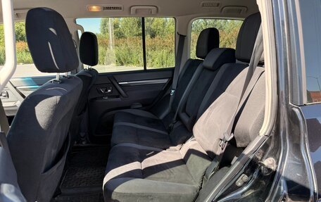 Mitsubishi Pajero IV, 2007 год, 1 690 000 рублей, 13 фотография