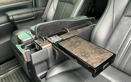 Toyota Alphard III, 2019 год, 4 550 000 рублей, 29 фотография