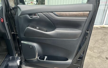 Toyota Alphard III, 2019 год, 4 550 000 рублей, 33 фотография