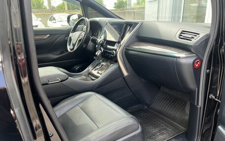 Toyota Alphard III, 2019 год, 4 550 000 рублей, 34 фотография