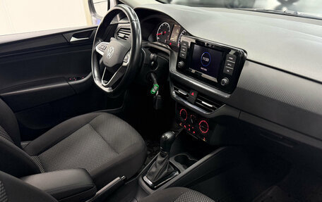 Volkswagen Polo VI (EU Market), 2022 год, 1 650 000 рублей, 11 фотография