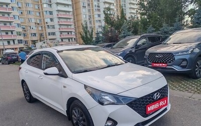 Hyundai Solaris II рестайлинг, 2021 год, 1 400 000 рублей, 1 фотография