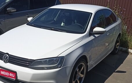 Volkswagen Jetta VI, 2011 год, 685 000 рублей, 1 фотография