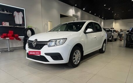 Renault Logan II, 2022 год, 920 000 рублей, 1 фотография