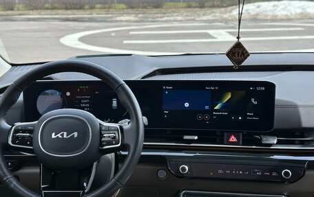 KIA Carnival, 2024 год, 5 790 000 рублей, 18 фотография