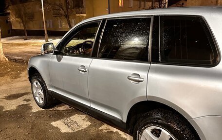Volkswagen Touareg III, 2004 год, 850 000 рублей, 8 фотография