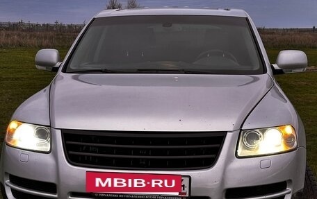 Volkswagen Touareg III, 2004 год, 850 000 рублей, 5 фотография