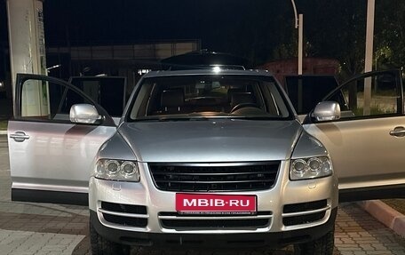 Volkswagen Touareg III, 2004 год, 850 000 рублей, 2 фотография