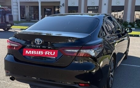 Toyota Camry, 2022 год, 4 800 000 рублей, 5 фотография