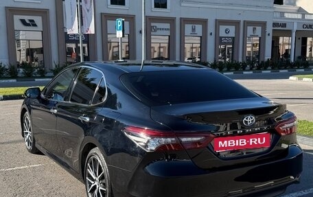 Toyota Camry, 2022 год, 4 800 000 рублей, 7 фотография