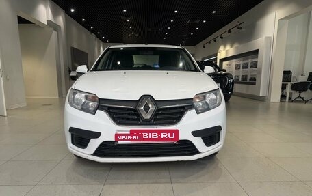 Renault Logan II, 2022 год, 920 000 рублей, 2 фотография