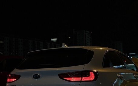 KIA cee'd III, 2018 год, 1 700 000 рублей, 2 фотография