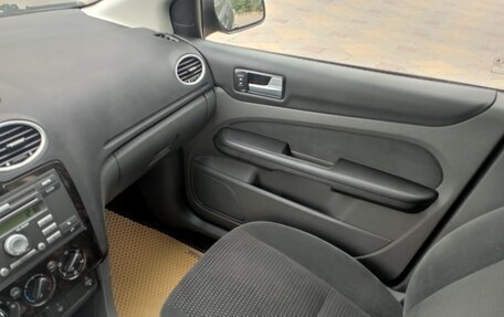 Ford Focus II рестайлинг, 2007 год, 675 000 рублей, 34 фотография