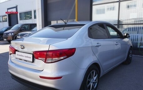 KIA Rio III рестайлинг, 2016 год, 995 000 рублей, 5 фотография