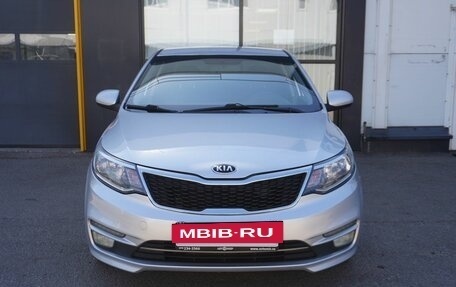 KIA Rio III рестайлинг, 2016 год, 995 000 рублей, 2 фотография