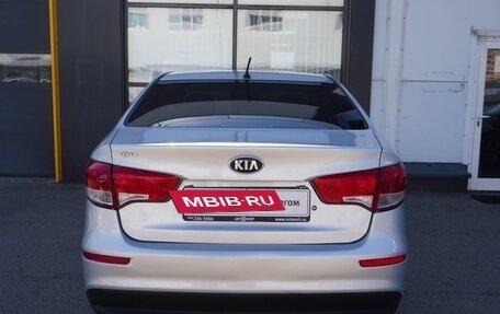 KIA Rio III рестайлинг, 2016 год, 995 000 рублей, 6 фотография