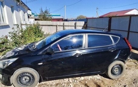 Hyundai Solaris II рестайлинг, 2014 год, 400 000 рублей, 5 фотография