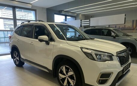Subaru Forester, 2018 год, 2 800 000 рублей, 3 фотография