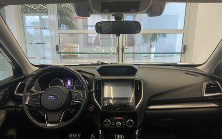 Subaru Forester, 2018 год, 2 800 000 рублей, 11 фотография