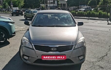 KIA cee'd I рестайлинг, 2010 год, 315 000 рублей, 1 фотография