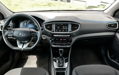 Hyundai IONIQ, 2019 год, 1 197 000 рублей, 13 фотография
