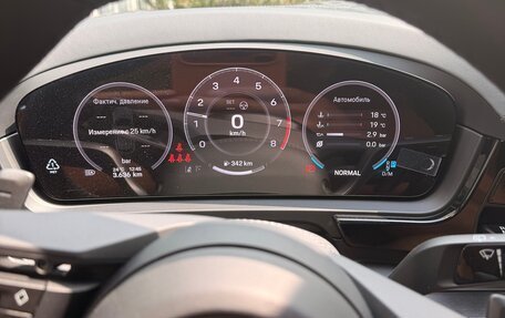 Porsche Cayenne III, 2025 год, 22 000 000 рублей, 15 фотография