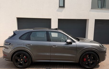 Porsche Cayenne III, 2025 год, 22 000 000 рублей, 29 фотография