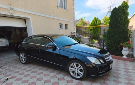 Mercedes-Benz E-Класс, 2012 год, 1 900 000 рублей, 4 фотография