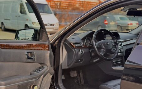 Mercedes-Benz E-Класс, 2012 год, 1 390 000 рублей, 6 фотография