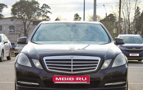 Mercedes-Benz E-Класс, 2012 год, 1 390 000 рублей, 2 фотография