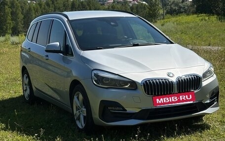 BMW 2 серия Grand Tourer F46 рестайлинг, 2019 год, 2 400 000 рублей, 2 фотография