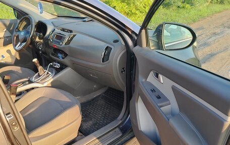 KIA Sportage III, 2010 год, 1 050 000 рублей, 2 фотография