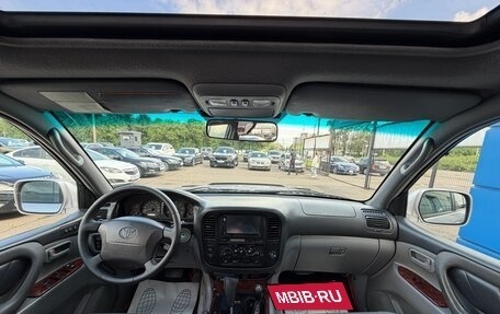 Toyota Land Cruiser 100 рестайлинг 2, 1999 год, 1 497 000 рублей, 9 фотография