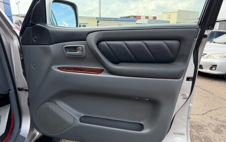 Toyota Land Cruiser 100 рестайлинг 2, 1999 год, 1 497 000 рублей, 19 фотография