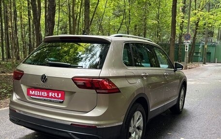 Volkswagen Tiguan II, 2021 год, 3 200 000 рублей, 5 фотография
